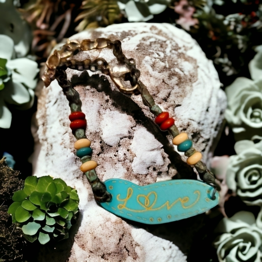 Cute love bracelet